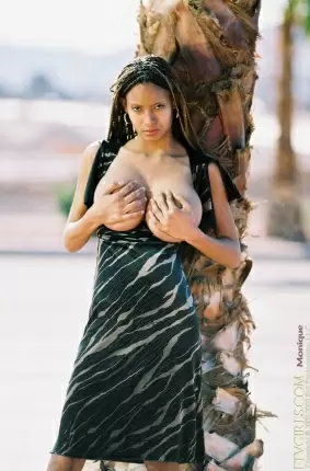 Images 9 - Бразильянка с огромными дойками 