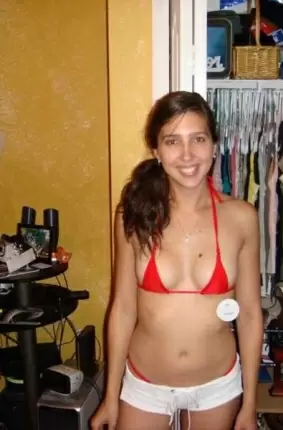 Images 67 - Частное порно фото девушки которая позирует голая и делает минет 