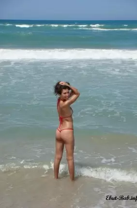 Images 76 - Частное порно фото девушки которая позирует голая и делает минет 