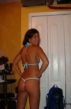 Images 96 - Частное порно фото девушки которая позирует голая и делает минет 