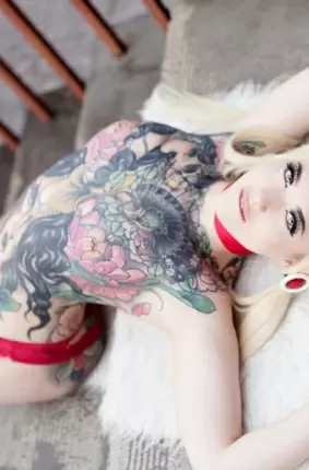 Images 13 - Татуированная красотка хочет секса прямо сейчас 