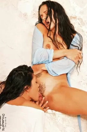 Images 6 - Привлекательные порно модели шалят в душе 