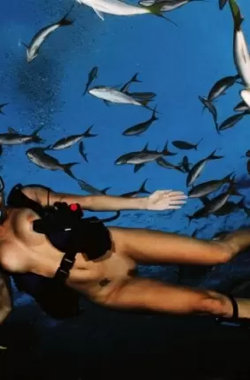 Images 9 - Голые девушки ныряют с аквалангом 