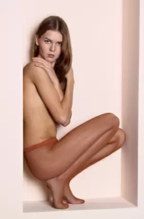 Images 13 - Девушка в колготках на голое тело 