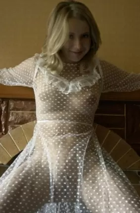 Images 8 - Сексуальная девушка в кружевном платье 