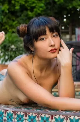 Images 18 - Пухленькая попка татуированной азиатской девки 