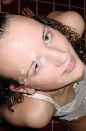 Images 24 - Девчонка принимает сперму на лицо в групповухе 