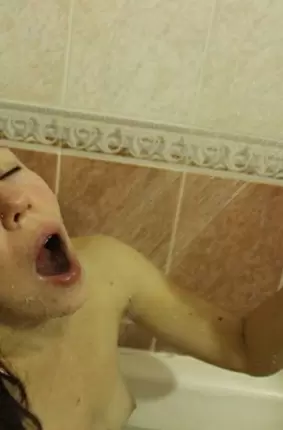 Images 29 - Снимает девку в ванной 