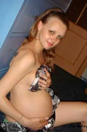 Images 18 - Фото беременной с белыми волосами на пизде 