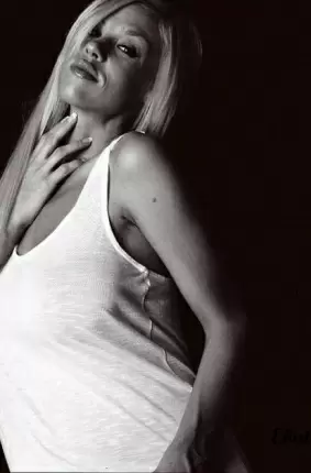 Images 19 - Эротика беременной блондинки с косичками 