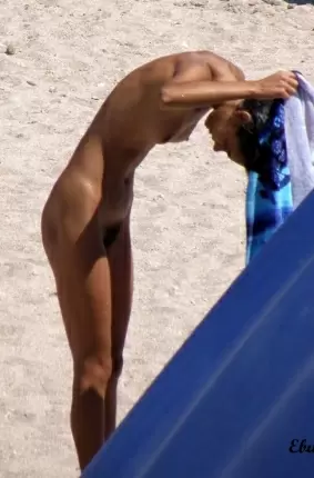 Images 35 - Голые нудистки на пляже 