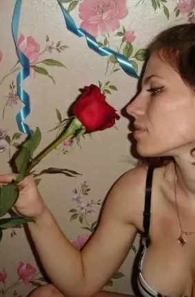 Images 19 - Лепестки роз для голой любимой 
