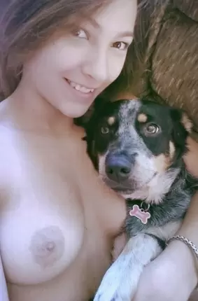 Images 3 - Частное фото красивой девушки со своей собакой 