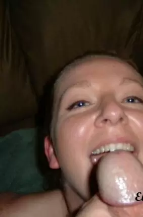Images 8 - Девчонка сосёт член и принимает сперму в рот 