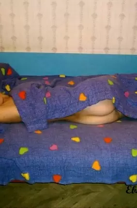 Images 3 - Девушка голая нежиться в постели 