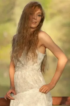 Images 1 - Голая русская красавица с сочной попкой 