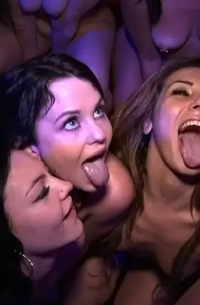 Images 16 - Секс с прелестными пьяными девушками на обычной вечеринке 