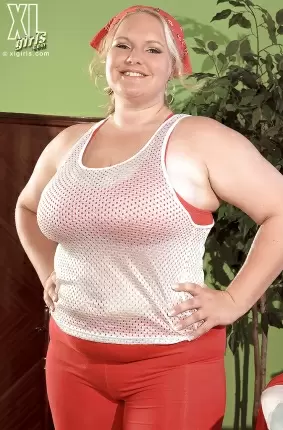 Images 3 - Откровенная фото сессия жирной белобрысой женщины 