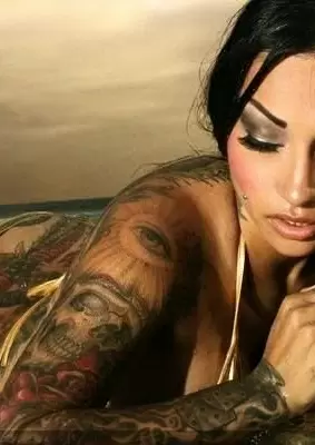 Images 44 - Эротические фото девушек с татуировками 