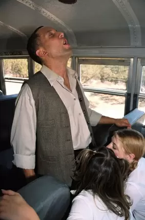 Images 38 - Водитель автобуса выебал студенток 